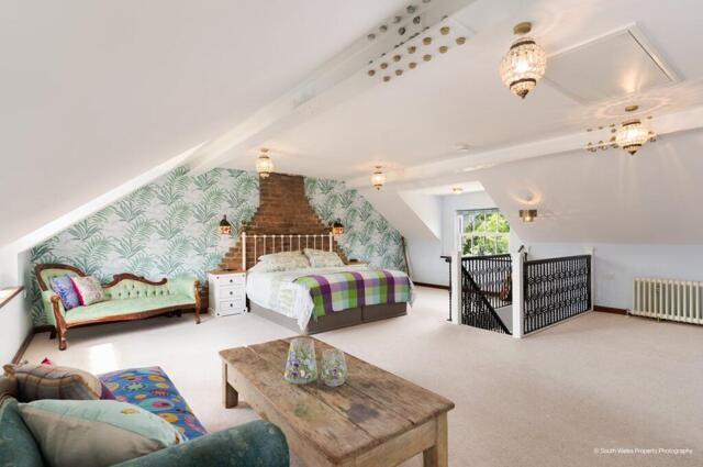 Court Colman, Bridgend, 2 Bedroom Detached