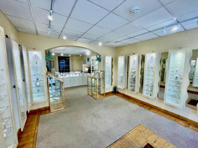 Freehold Jewellerys, Church Street, High Street Retail
