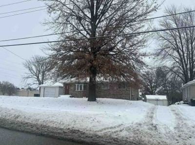 Hammond Ave, Waterloo, Preforeclosure Property In