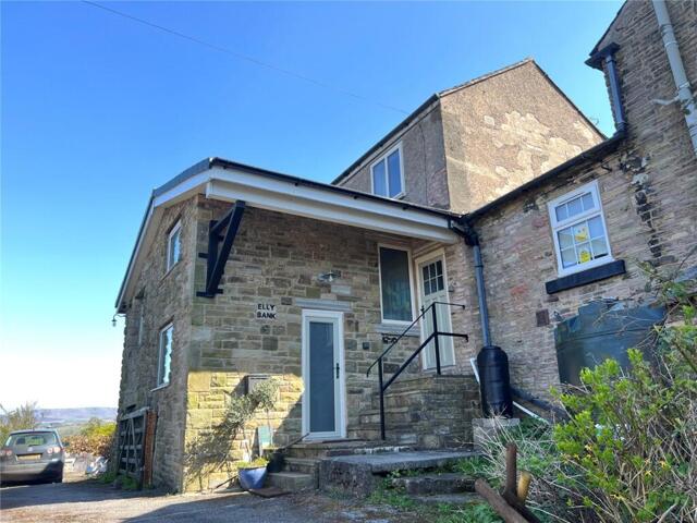 New Mills, Redmoor Lane, High Peak, 3 Bedroom Semi-detached