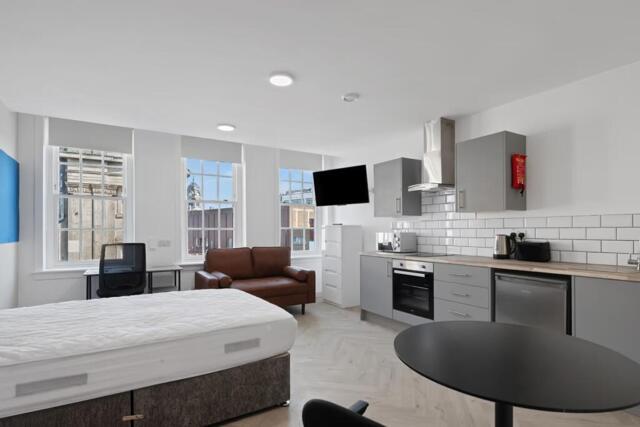 Victoria Street, Derby, Studio Flat For