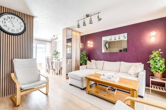 Rustington, Fittleworth Garden, Littlehampton, 2 Bedroom Terraced