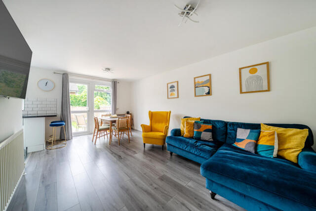 Burness Close, Uxbridge, 1 Bedroom Maisonette