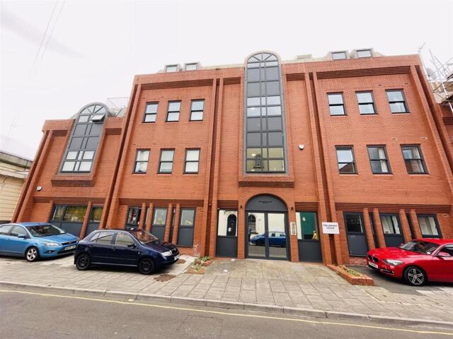 Surrey Street, Trelawny House Surrey Street, 1 Bedroom Flat