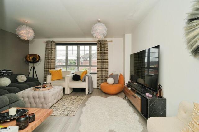 Northcote Avenue, Manchester, 4 Bedroom Town