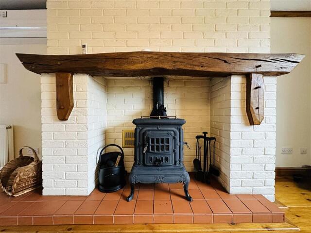 Woodview Close, Whitley, 5 Bedroom Detached