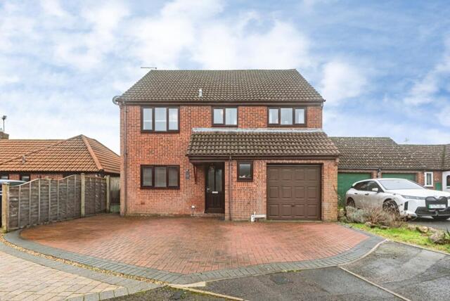 Lychpit, Lambs Row, Basingstoke, 4 Bedroom Detached