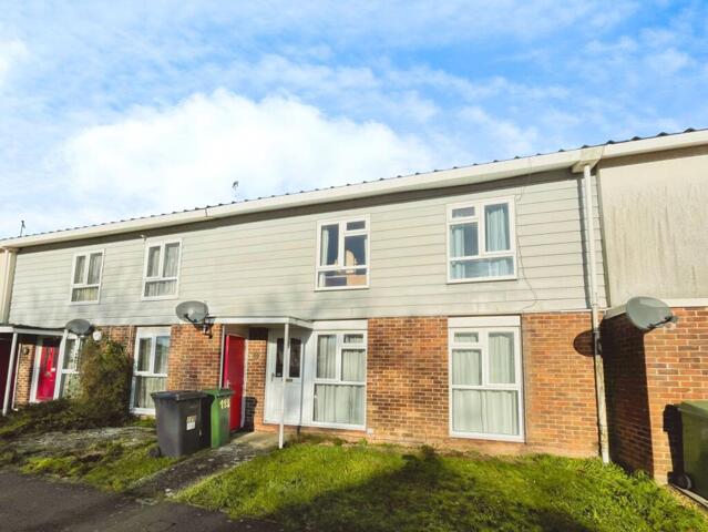 Warwick Road, Basingstoke, 3 Bedroom Terraced