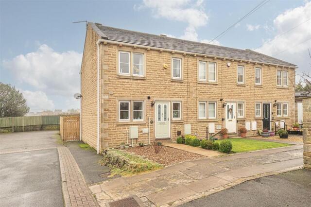 Pastures Way, Golcar, 2 Bedroom End