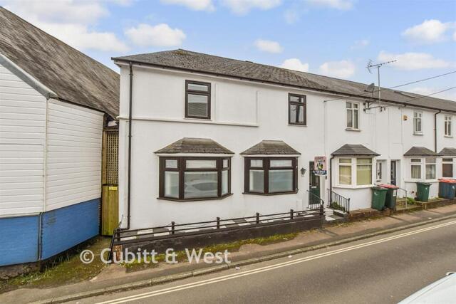 New Street, Crawley, 3 Bedroom End