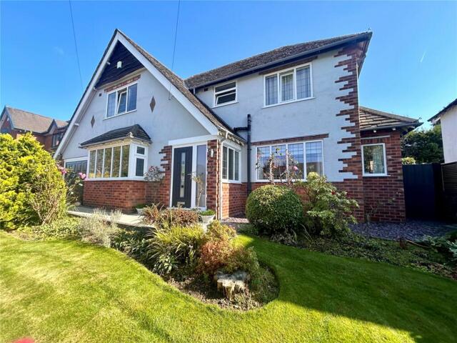 Disley, Fletcher Drive, Stockport, 3 Bedroom Detached