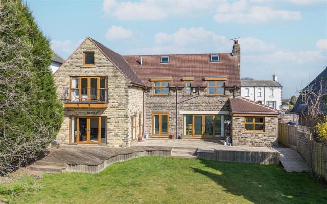 Halifax Road, 7 Bedroom Detached