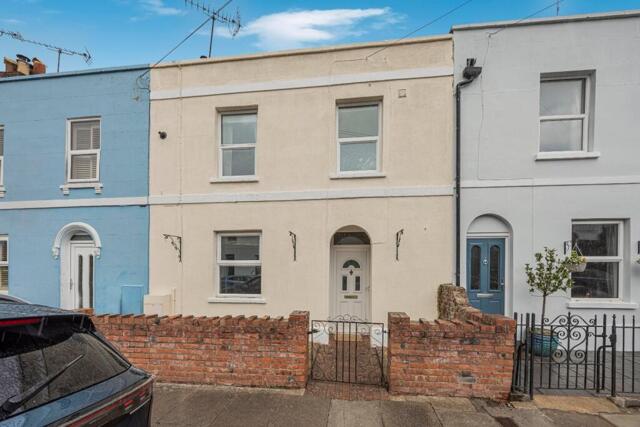 Leckhampton, Moorend Street, Cheltenham, 3 Bedroom Terraced