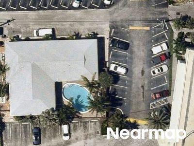 Ne Th St Apt L, Fort Lauderdale, Preforeclosure Condo In