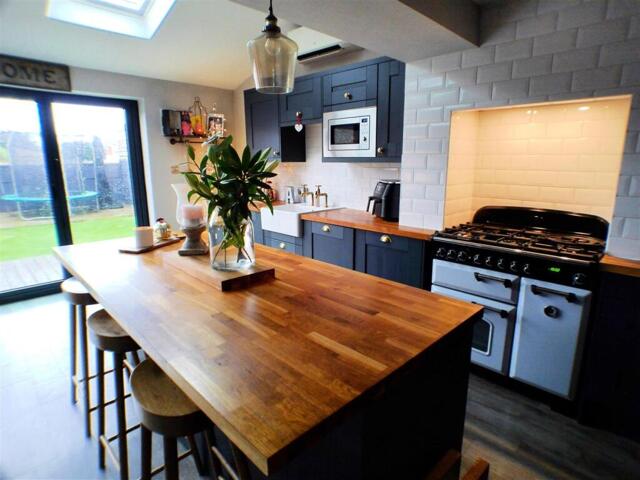 Milburn Grove, Bingham, 3 Bedroom Detached