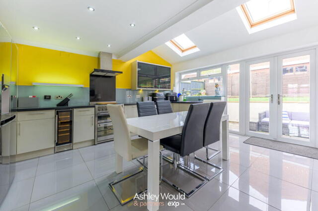 Adams Brook Drive, Birmingham, 3 Bedroom Semi-detached