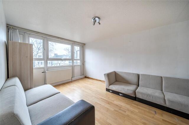 Poynings Road, London, 3 Bedroom Maisonette