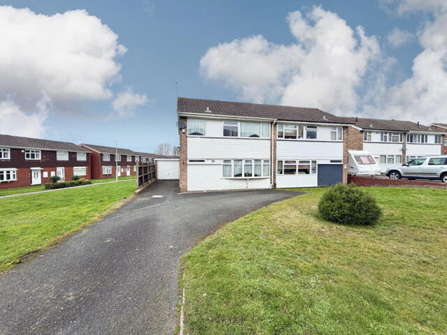 Derwent Close, Pensnett, 3 Bedroom Semi-detached