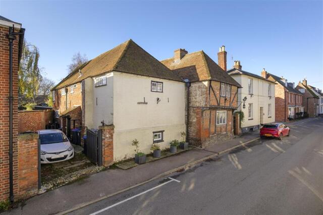 The Shippe,  High Street, 5 Bedroom Semi-detached