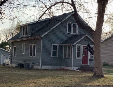 E Prairie St, Belle Plaine, Foreclosure Single-family Home