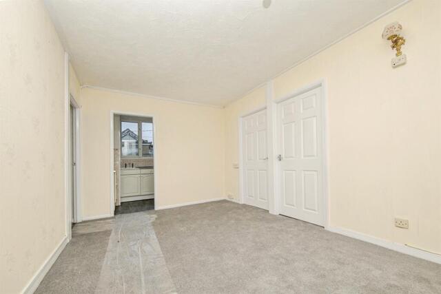 Yew Way, Jaywick, 2 Bedroom Detached
