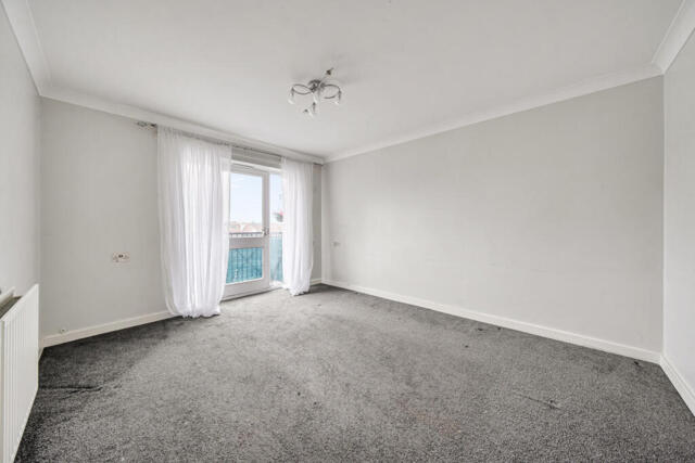 Neville Close, Hounslow, 2 Bedroom Apartment