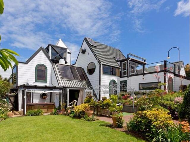 Scott Street, New Plymouth, Tivoli Homestay, Guesthouse/bed