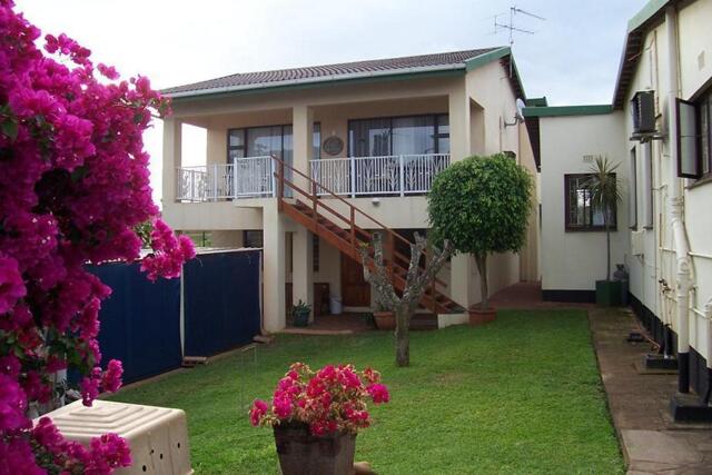 School Road,   Illovo Beach,   Kingsburg ,durban, Birdcage B&b, Guesthouse/bed
