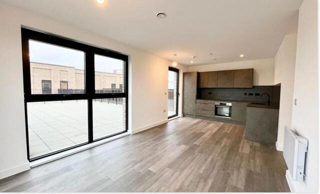 Berkeley Square, Salford, 2 Bedroom Apartment
