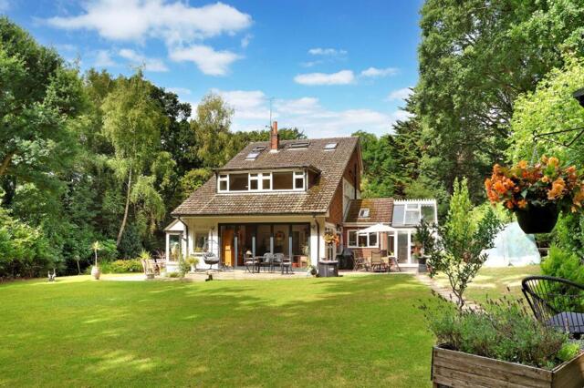 Blind Lane, Bourne End, 5 Bedroom Detached