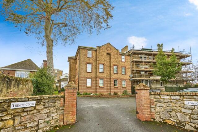 Trinity Street, Trinity Court, Ryde, 2 Bedroom Flat