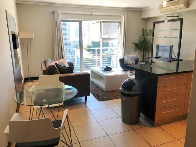 Cape Town City Centre, Cape Town, Furnished And Equipped