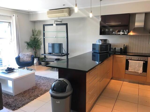 Cape Town City Centre, Cape Town, Furnished And Equipped
