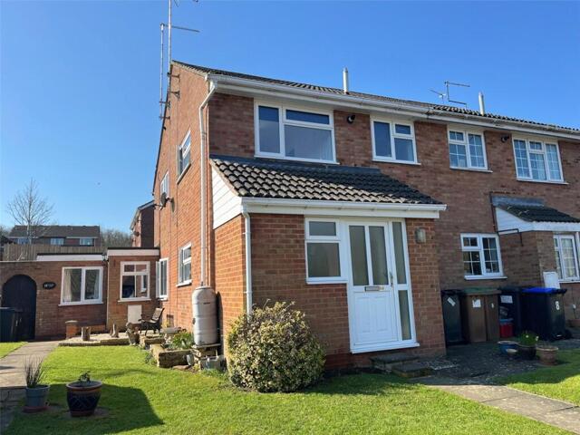 St Peters Close, Daventry, 1 Bedroom End