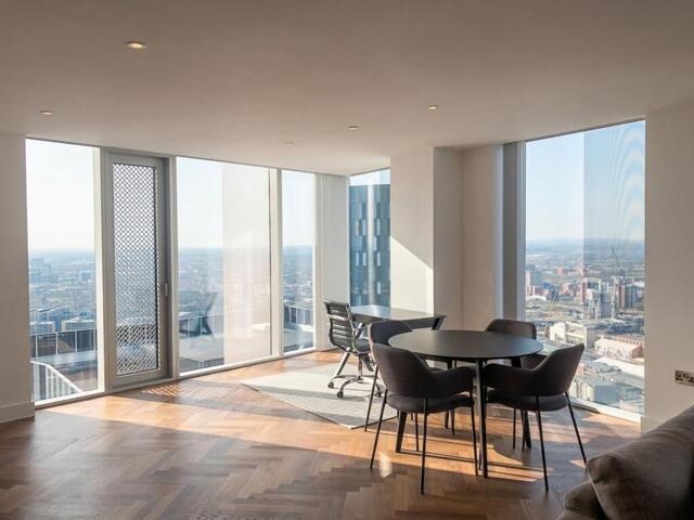 Owen Street, Manchester, 2 Bedroom Apartment