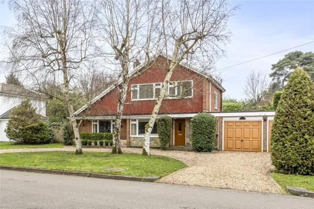 Wey Road, Weybridge, 4 Bedroom Detached