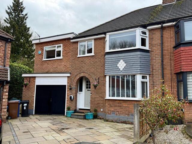 Hallgate Drive, Heald Green, 4 Bedroom Semi-detached