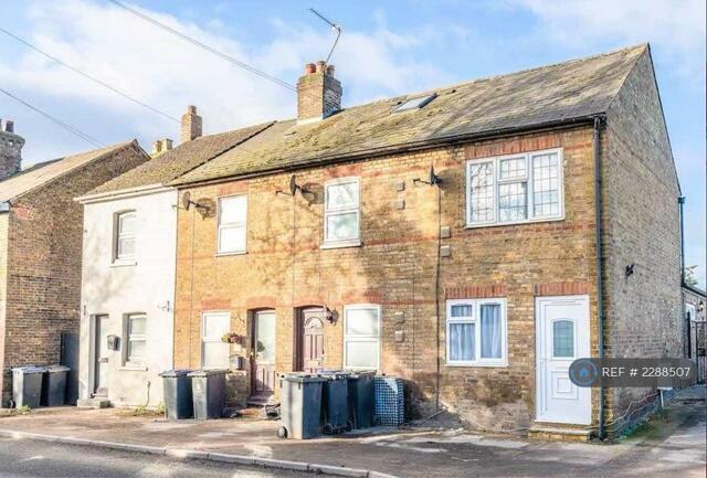 Thorney Lane North, Iver, 3 Bedroom End