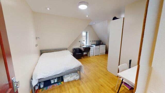 Edgbaston Studios, Edgbaston, Studio Flat For