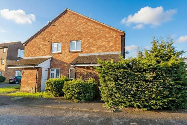 Hindhead Close, Hillingdon, 1 Bedroom End