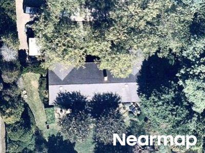 Shinnecock Hills Rd, Southampton, Preforeclosure Single-family Home