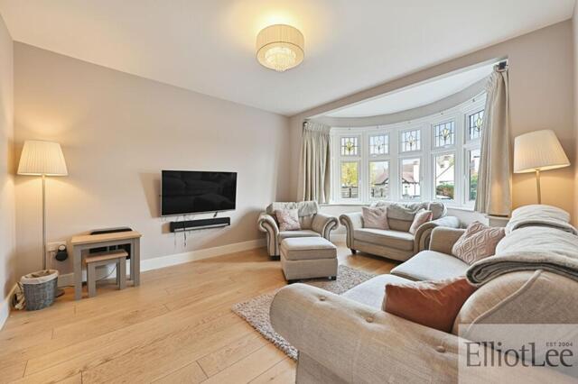 Derwent Avenue, Ickenham, 5 Bedroom Semi-detached