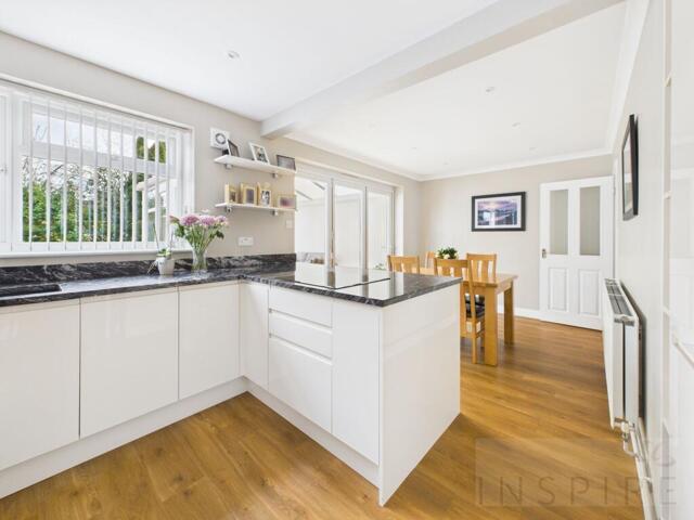 Brantridge Road, Crawley, 3 Bedroom Semi-detached