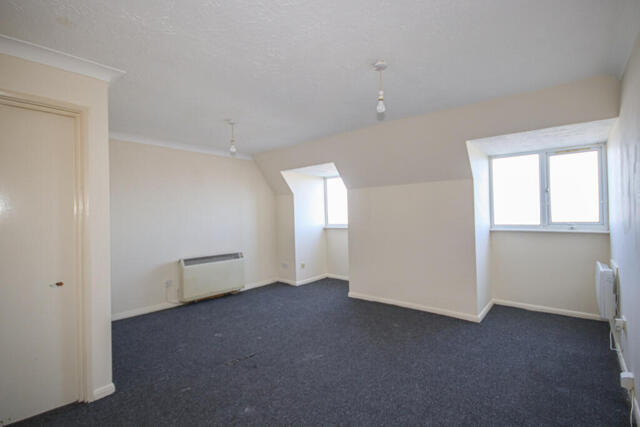 Leysdown Road, Thames Court, Sheerness, 3 Bedroom Flat