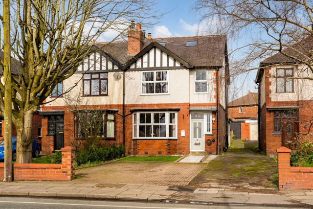 Bury  Bolton Road, Radcliffe, 4 Bedroom Semi-detached