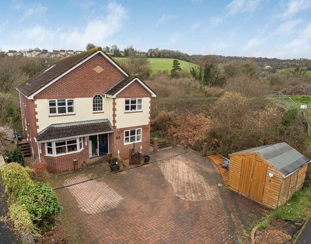 Gilbert Avenue, Teignmouth, 6 Bedroom Detached