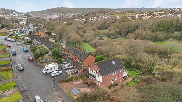 Gilbert Avenue, Teignmouth, 6 Bedroom Detached
