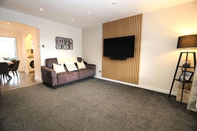 Plymouth Grove, Radcliffe, 3 Bedroom Semi-detached