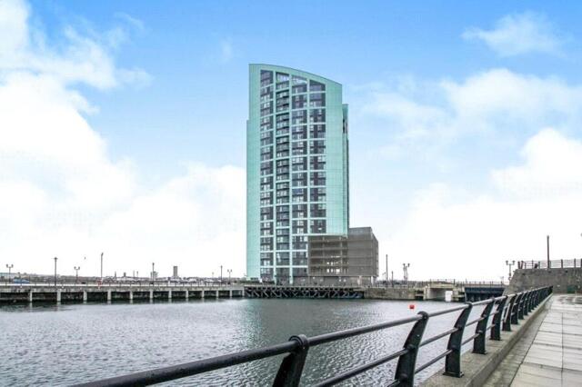 Princes Parade, Liverpool, 2 Bedroom Flat