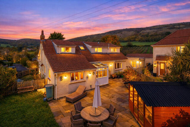 Big Tree Close, Axbridge, 4 Bedroom Detached